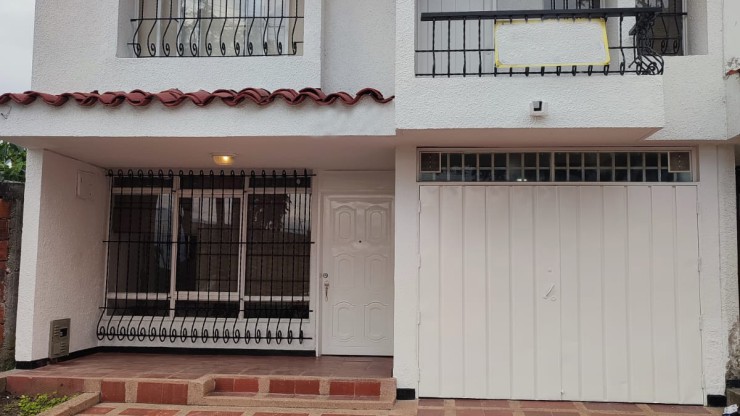 CASA PARA VENTA EN ARMENIA