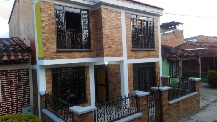 CASA PARA VENTA EN MONTENEGRO