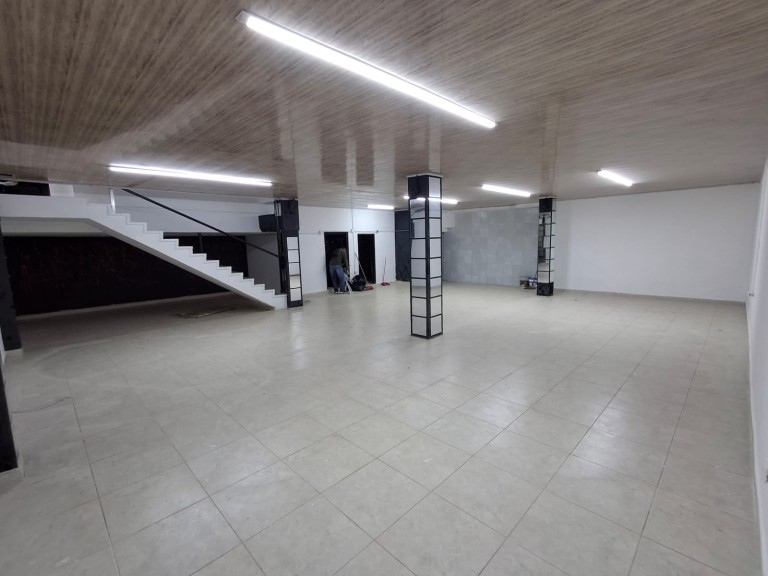 Local en ARMENIA, PARQUE SUCRE (Ref: 12846)