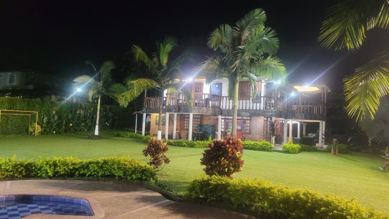 Casa campestre en ARMENIA, VEREDA PUERTO ESPEJO (Ref: 12583)