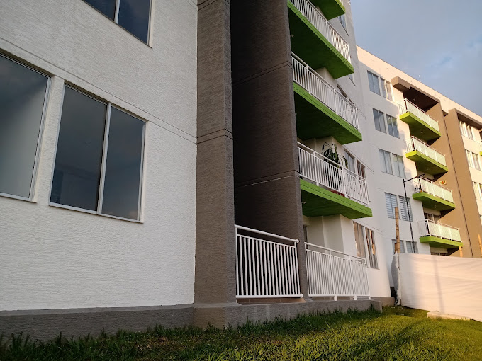 Apartamento en ARMENIA, PUERTO ESPEJO (Ref: 12600)