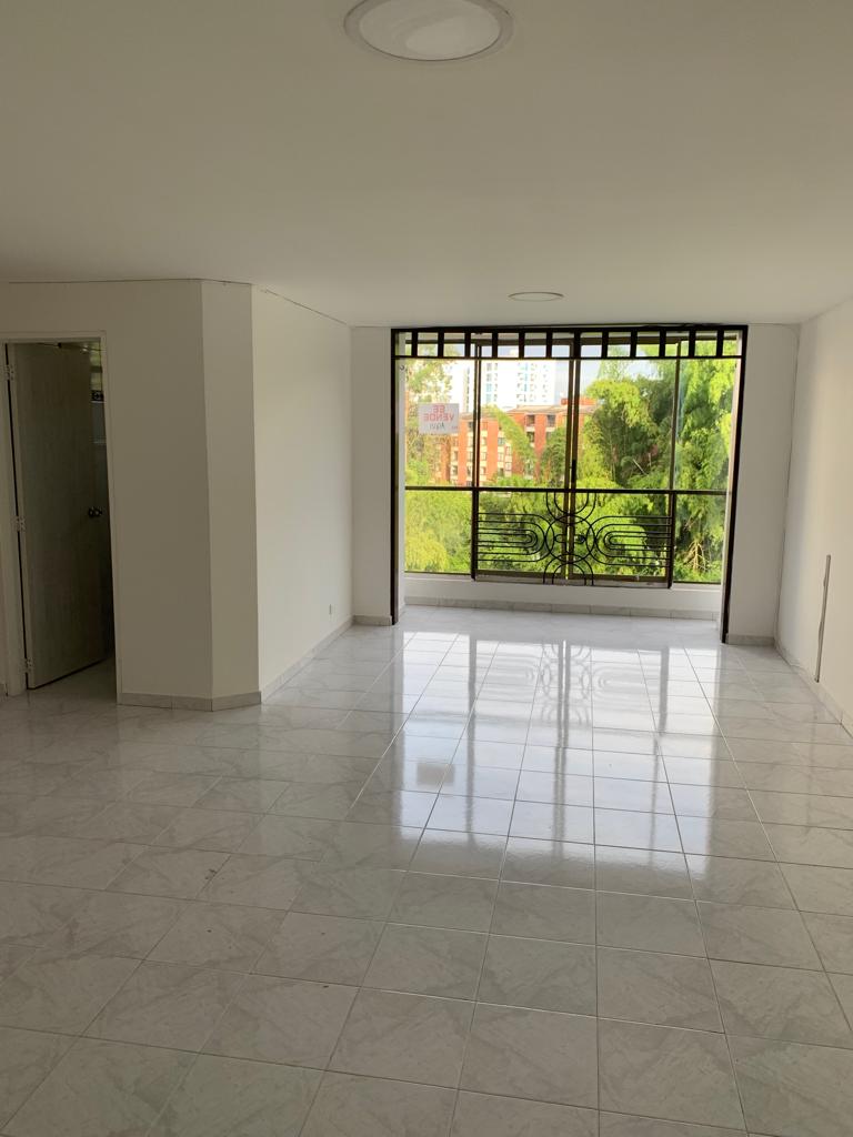 Apartamento en ARMENIA, LOS PROFESIONALES (Ref: 12479)