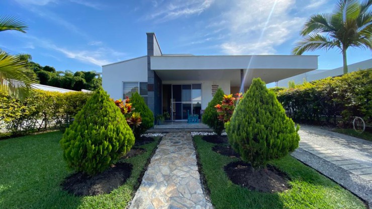 CASA CAMPESTRE PARA VENTA EN ARMENIA