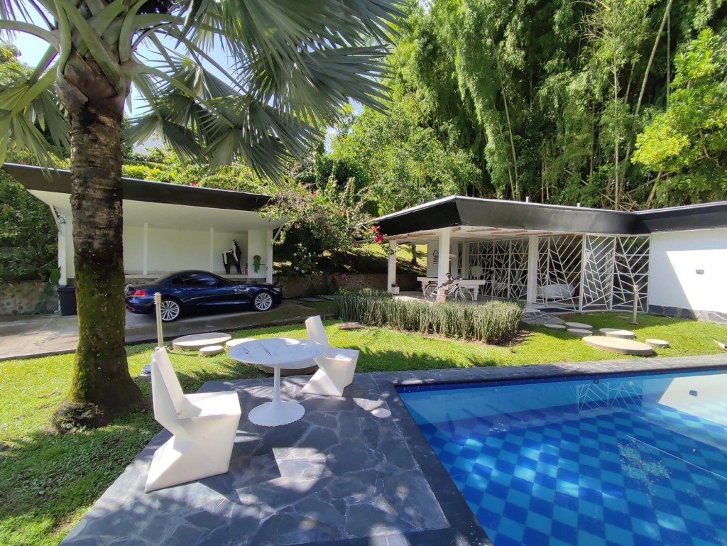 CASA CAMPESTRE PARA VENTA EN TEBAIDA