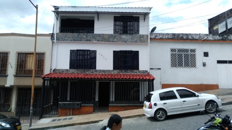 CASA PARA VENTA EN ARMENIA