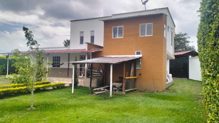 Casa campestre en ARMENIA, VEREDA PUERTO ESPEJO (Ref: 12822)