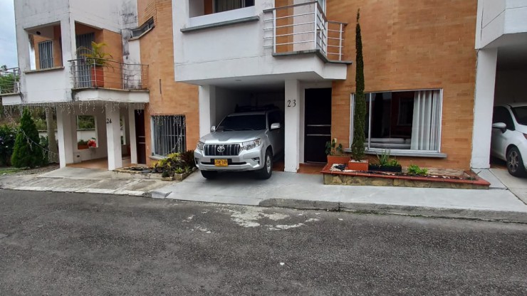 CASA PARA VENTA EN ARMENIA