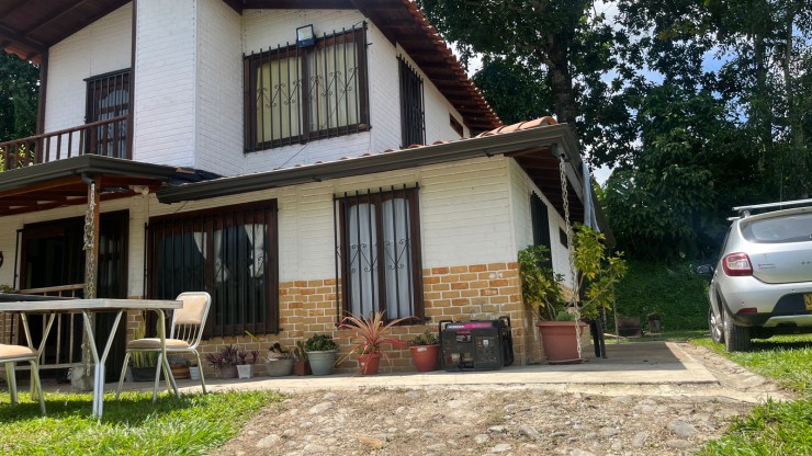 CASA CAMPESTRE PARA VENTA EN ARMENIA