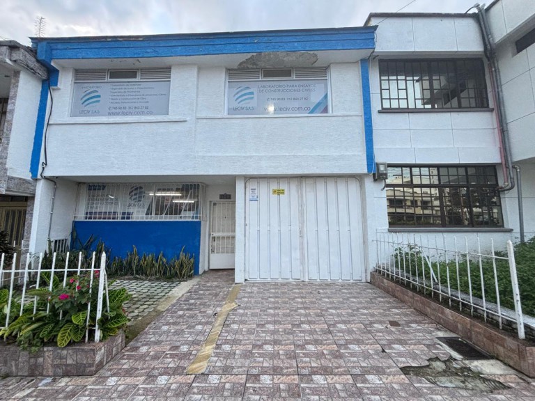 Casa en ARMENIA, NUEVA CECILIA (Ref: 12751)
