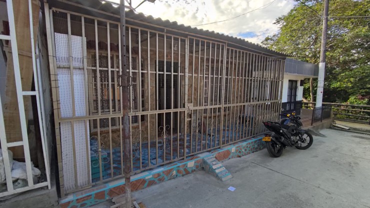 CASA PARA VENTA EN ARMENIA