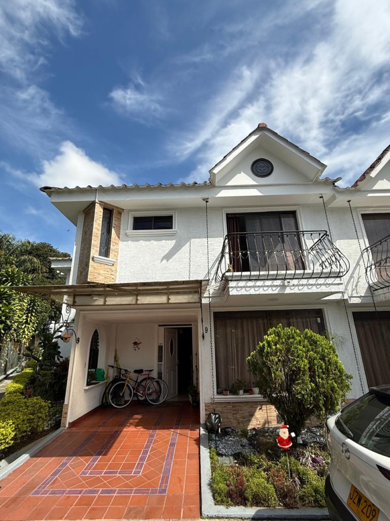 CASA PARA VENTA EN ARMENIA