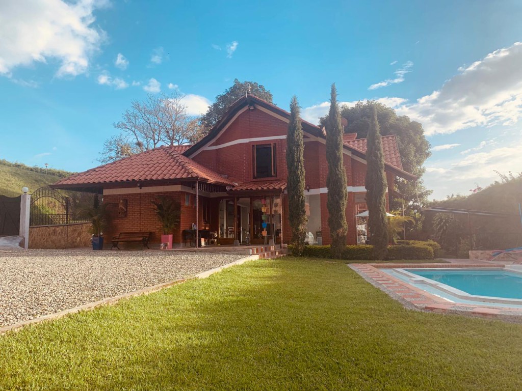 Casa campestre en Circasia, Sector Rural (Ref: 11586)