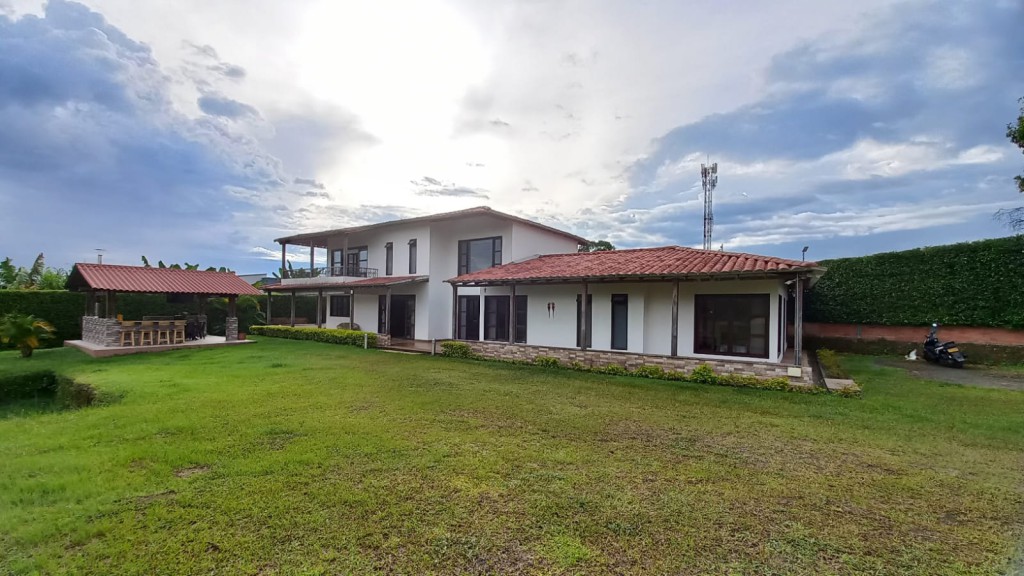 CASA CAMPESTRE PARA VENTA EN ARMENIA