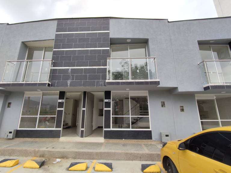 CASA PARA RENTA EN ARMENIA