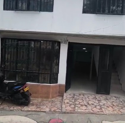 CASA PARA VENTA EN ARMENIA