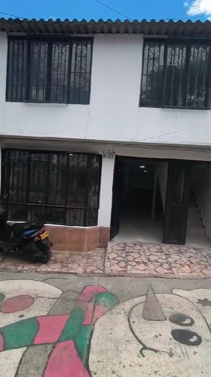 CASA PARA VENTA EN ARMENIA