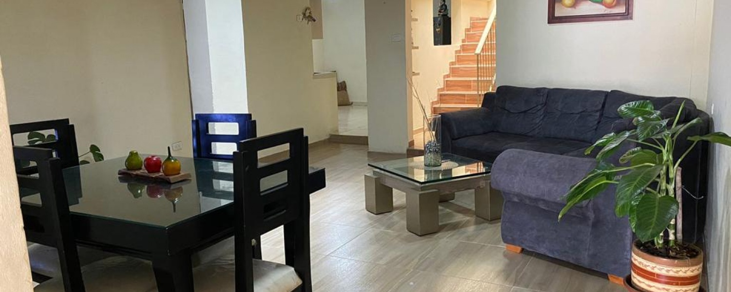 4 Bedrooms Bedrooms, ,2 BathroomsBathrooms,Casa,Venta,2407