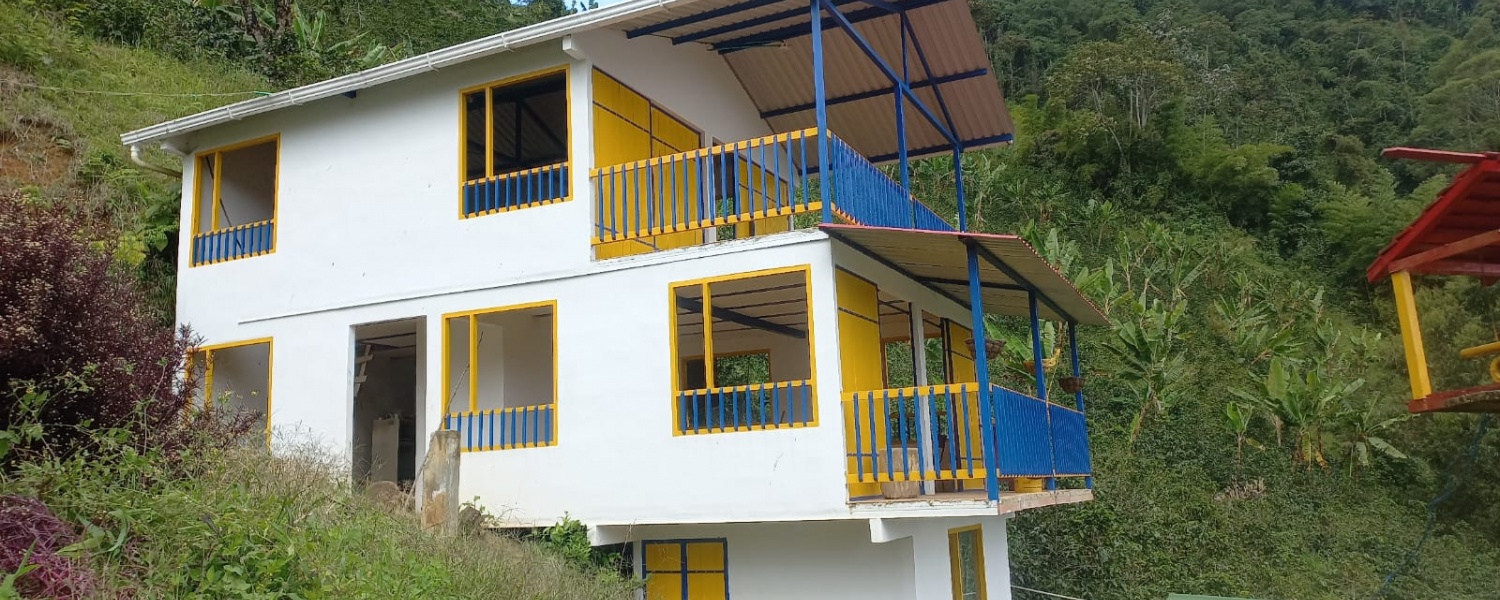 4 Bedrooms Bedrooms, ,2 BathroomsBathrooms,Finca,Venta,2553