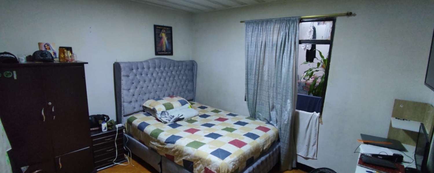 7 Bedrooms Bedrooms, ,3 BathroomsBathrooms,Casa,Venta,2689