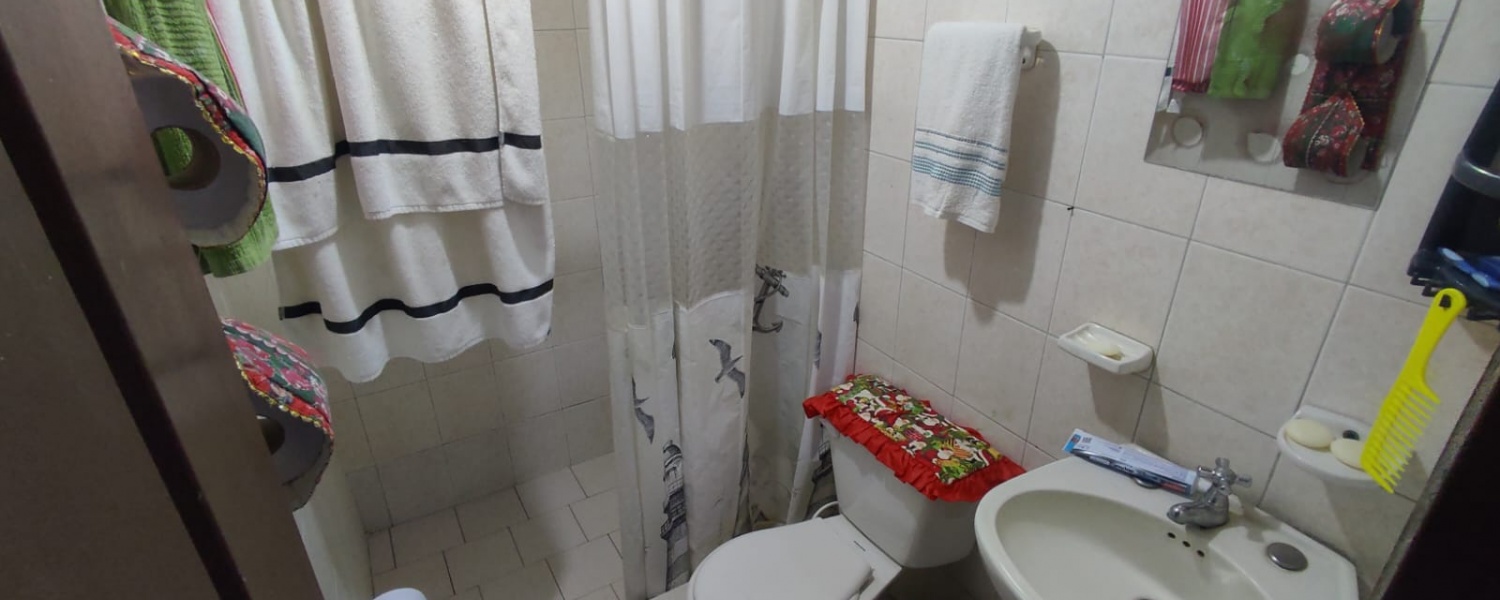 4 Bedrooms Bedrooms, ,1 BañoBathrooms,Casa,Venta,2779