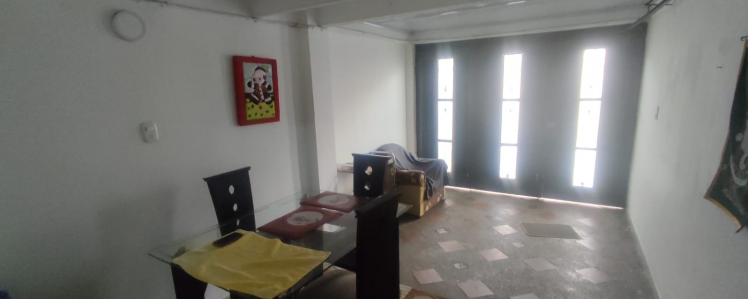 4 Bedrooms Bedrooms, ,1 BañoBathrooms,Casa,Venta,2779