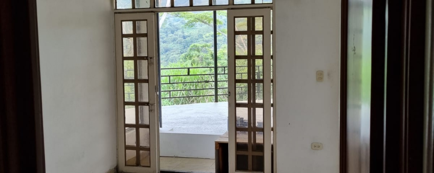 6 Bedrooms Bedrooms, ,7 BathroomsBathrooms,Casa,Venta,2784