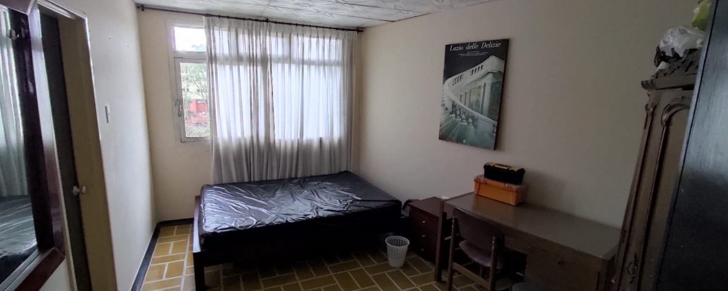 6 Bedrooms Bedrooms, ,2 BathroomsBathrooms,Casa,Venta,2808