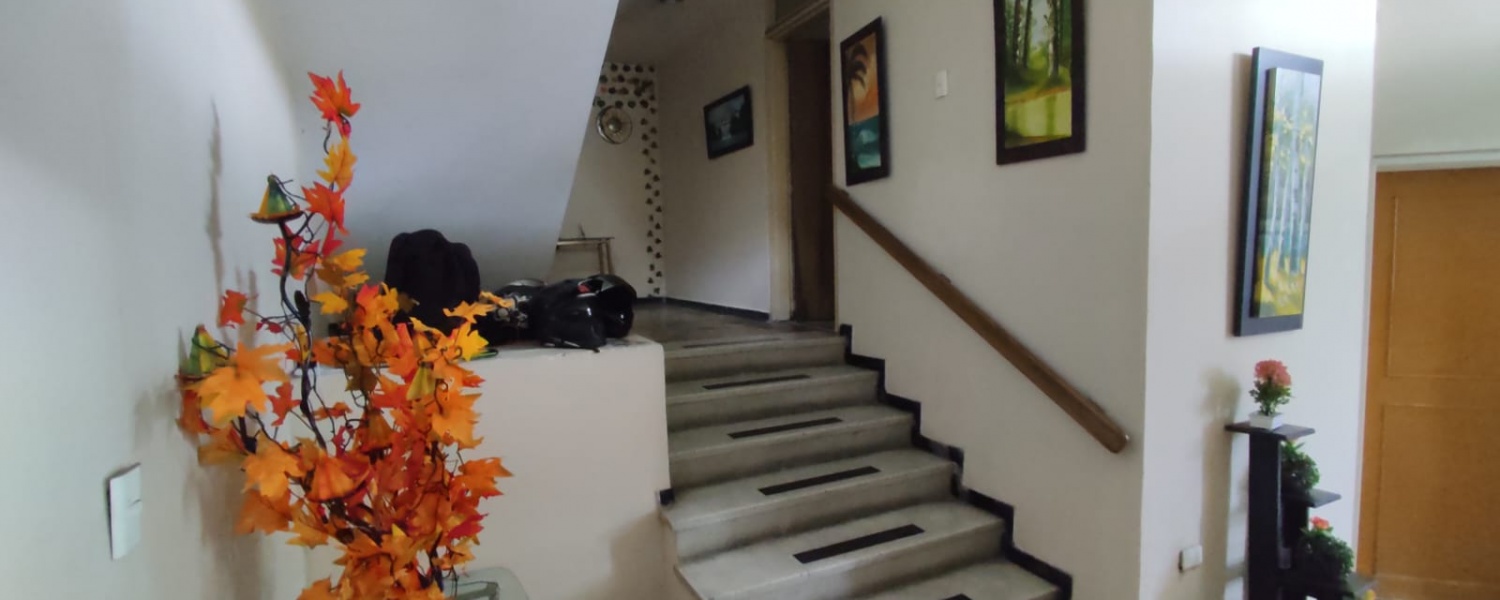 6 Bedrooms Bedrooms, ,2 BathroomsBathrooms,Casa,Venta,2808