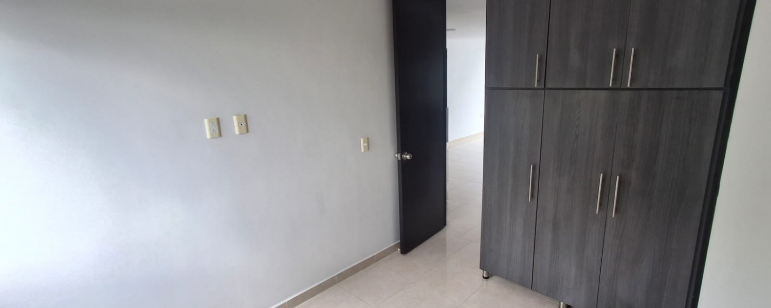 3 Bedrooms Bedrooms, ,2 BathroomsBathrooms,Apartamento,Renta,2810