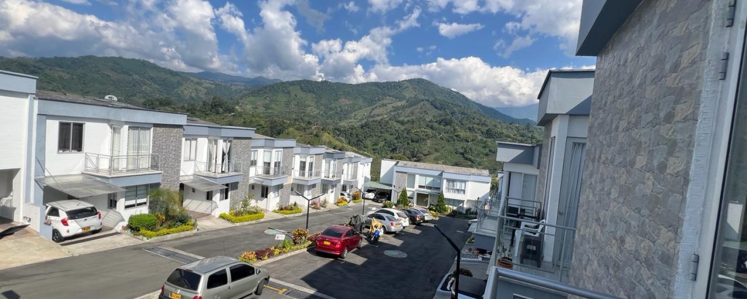 3 Bedrooms Bedrooms, ,3 BathroomsBathrooms,Casa,Venta,2814