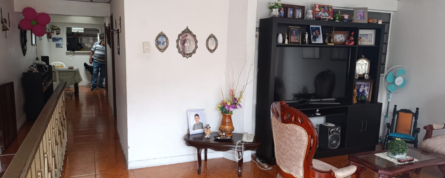 4 Bedrooms Bedrooms, ,2 BathroomsBathrooms,Casa,Venta,2859