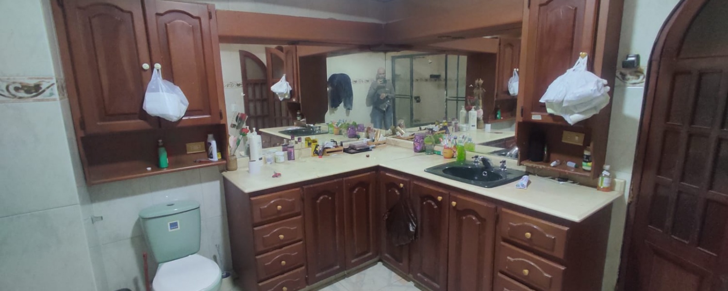 7 Bedrooms Bedrooms, ,6 BathroomsBathrooms,Casa,Venta,2862