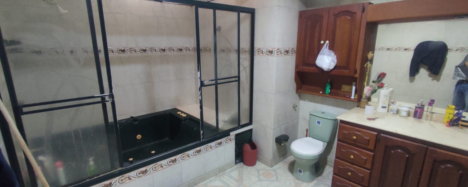 7 Bedrooms Bedrooms, ,6 BathroomsBathrooms,Casa,Venta,2862