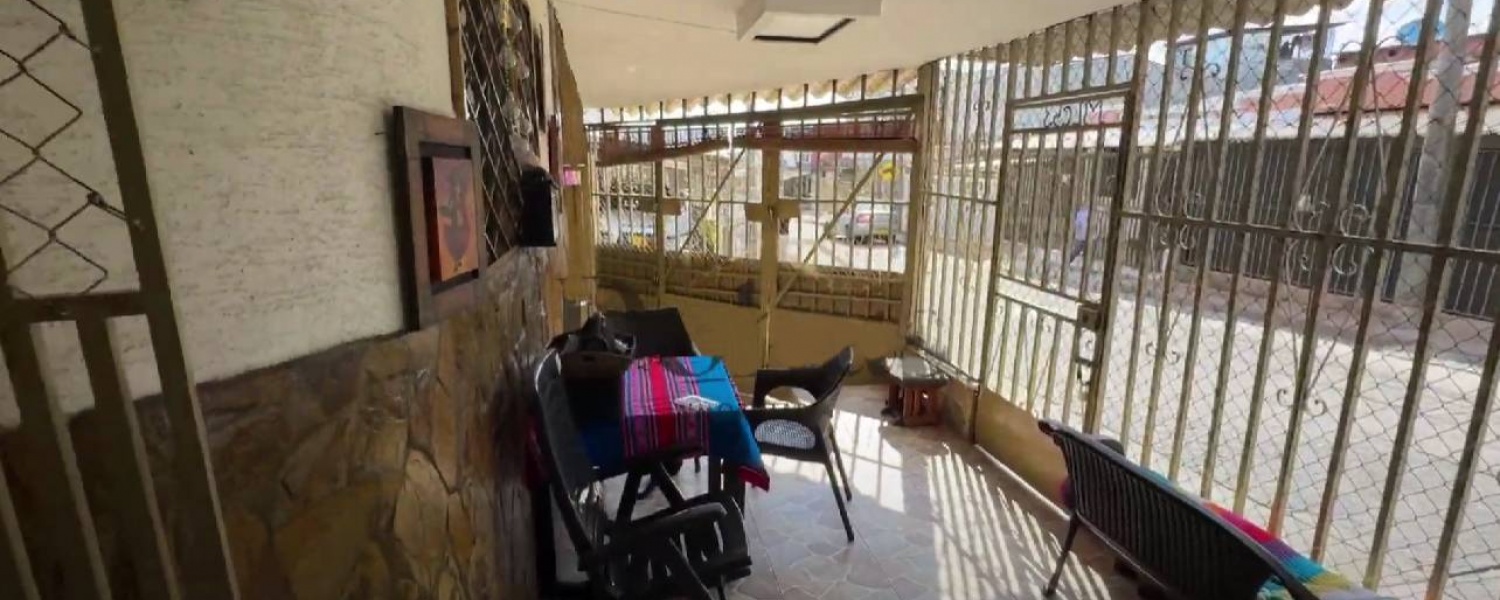 5 Bedrooms Bedrooms, ,3 BathroomsBathrooms,Casa,Venta,2871