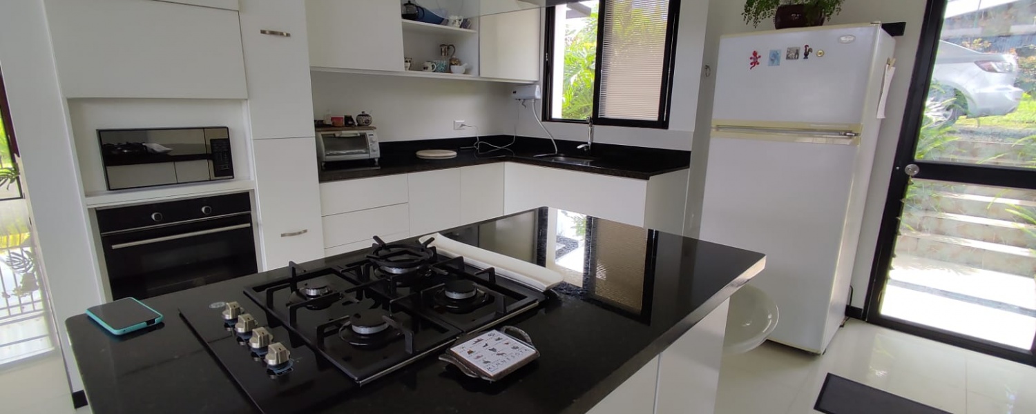 4 Bedrooms Bedrooms, ,4 BathroomsBathrooms,Casa campestre,Venta,2893