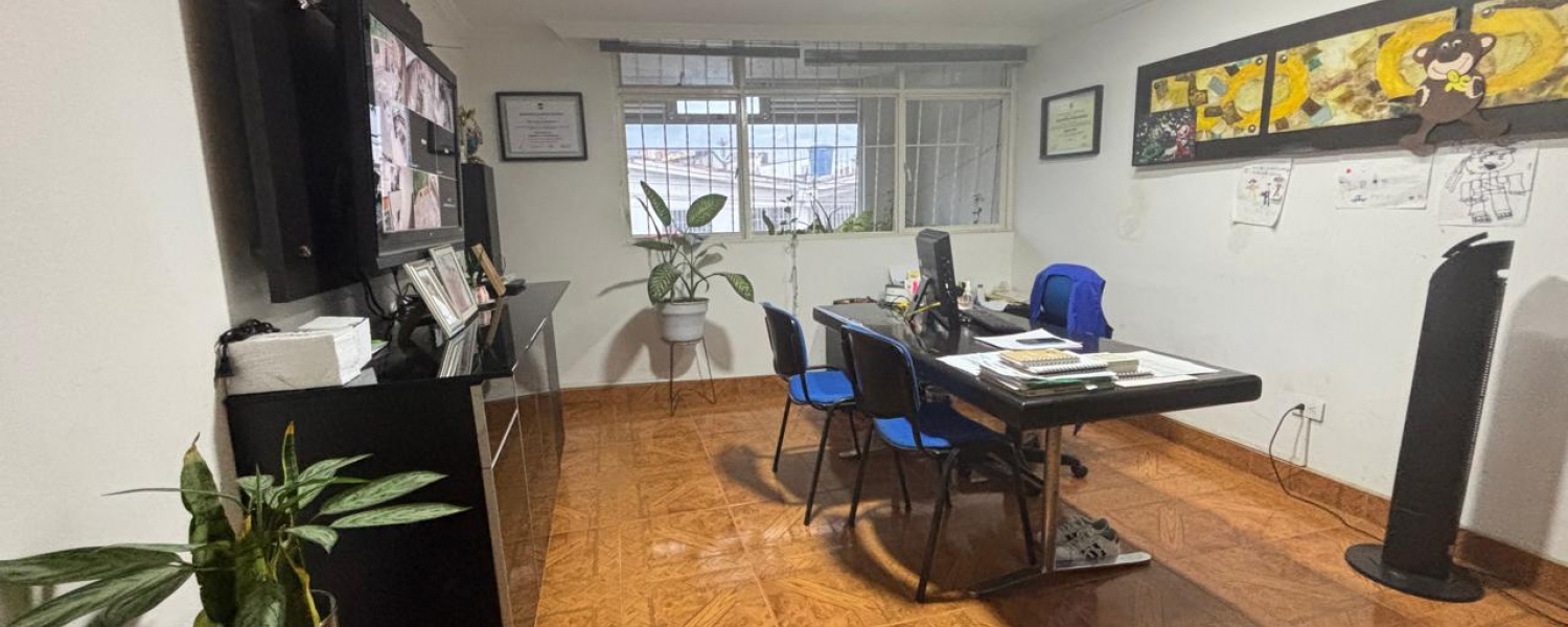 4 Bedrooms Bedrooms, ,2 BathroomsBathrooms,Casa,Venta,2895