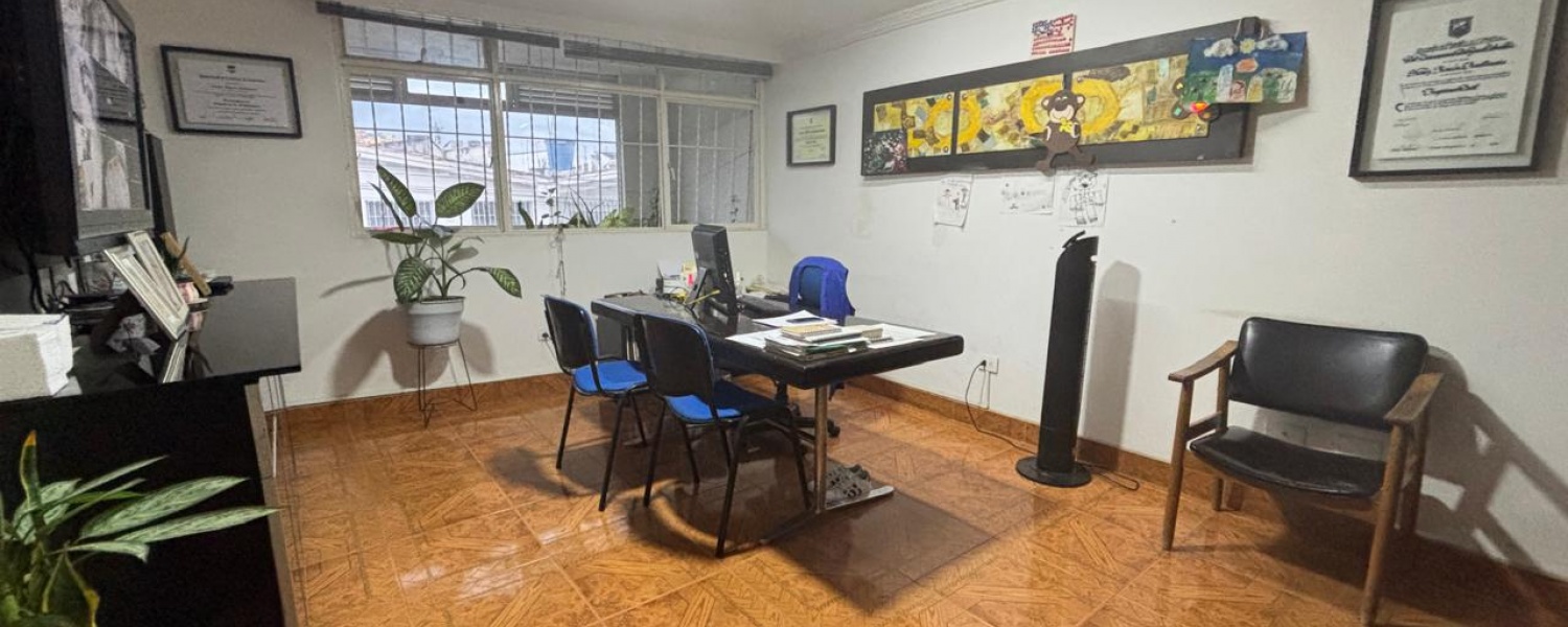 4 Bedrooms Bedrooms, ,2 BathroomsBathrooms,Casa,Venta,2895