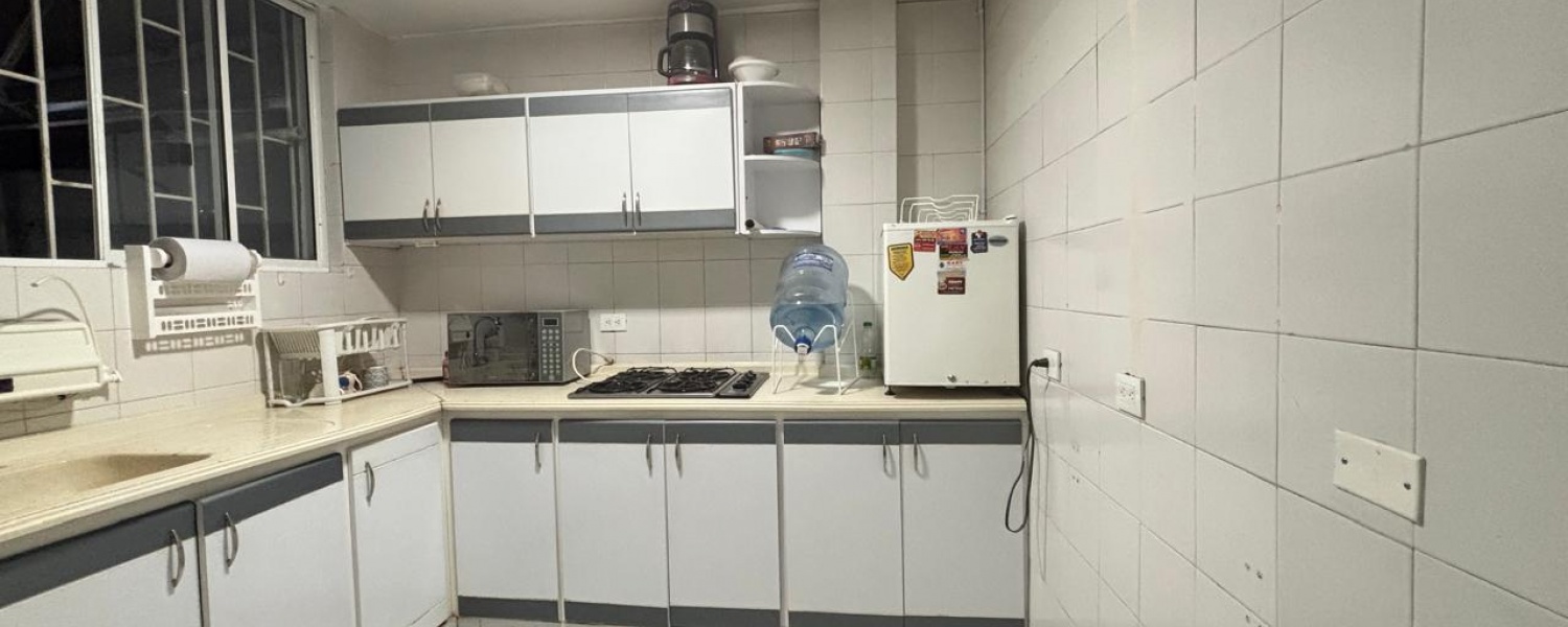 4 Bedrooms Bedrooms, ,2 BathroomsBathrooms,Casa,Venta,2895