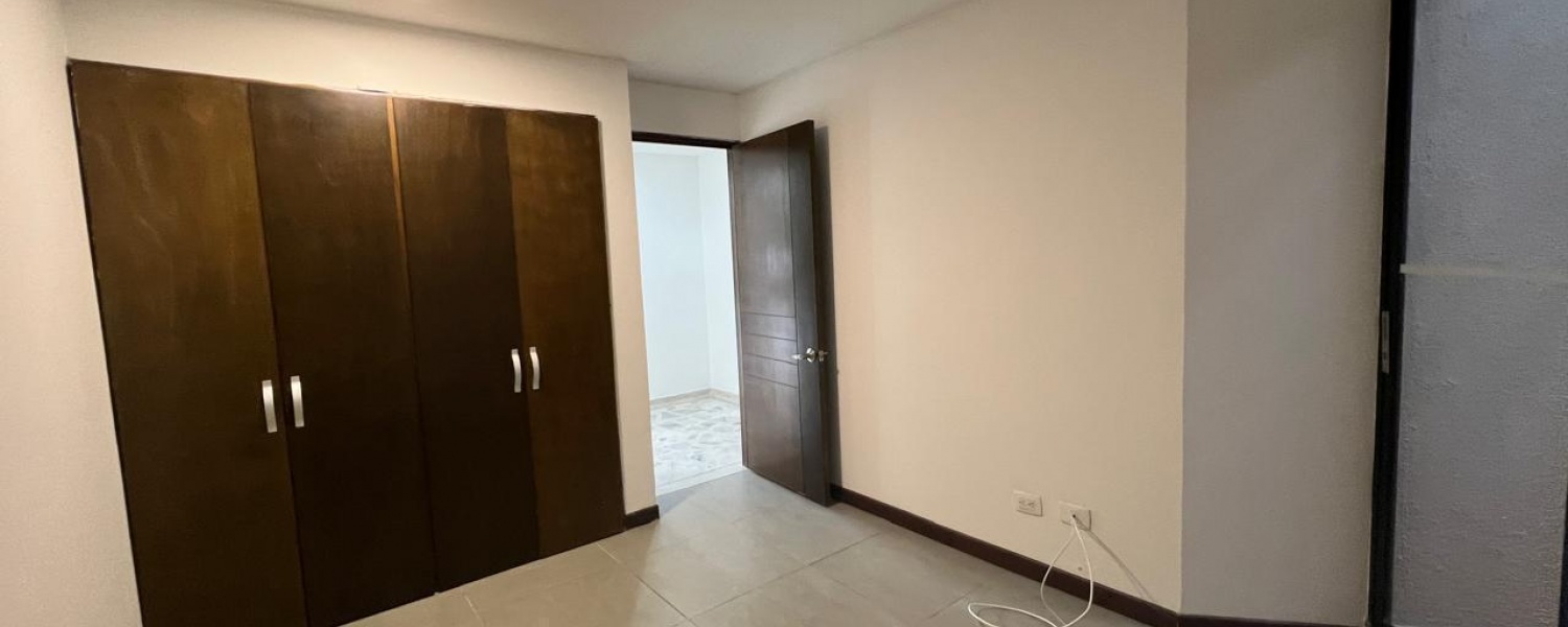 4 Bedrooms Bedrooms, ,3 BathroomsBathrooms,Apartamento,Venta,2943