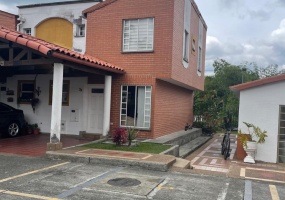 3 Bedrooms Bedrooms, ,3 BathroomsBathrooms,Casa,Venta,2976