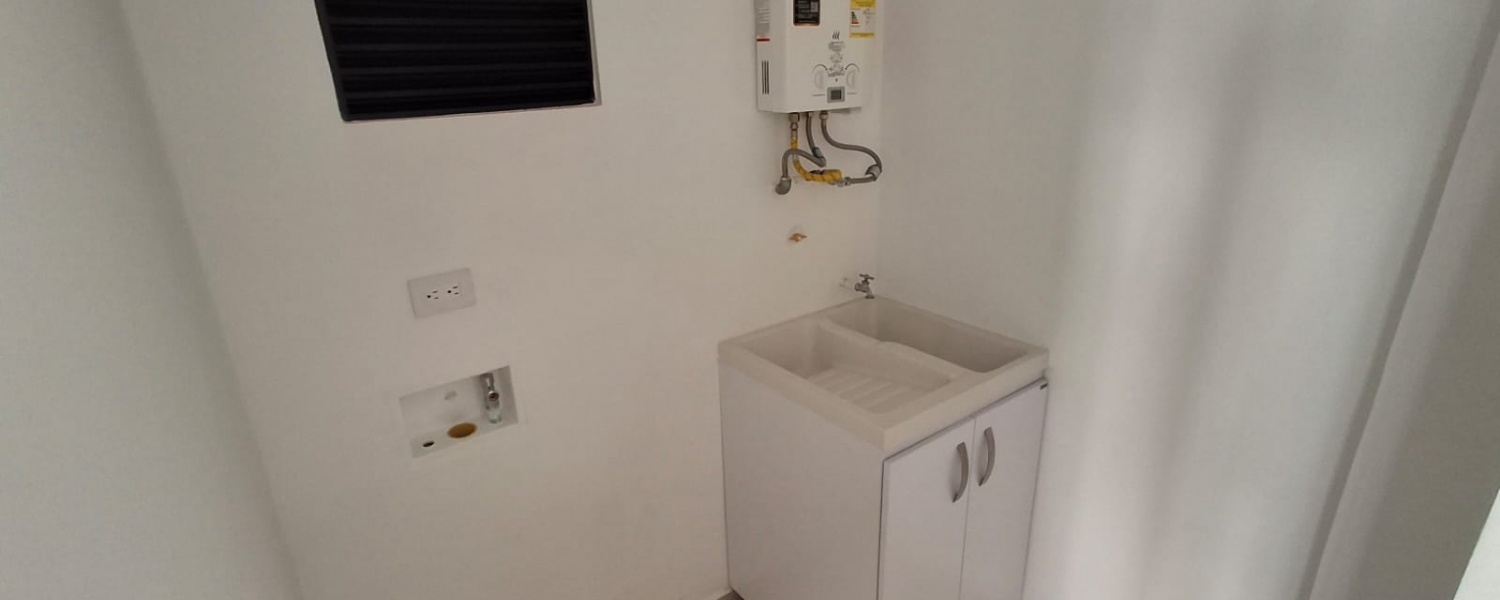 3 Bedrooms Bedrooms, ,2 BathroomsBathrooms,Apartamento,Renta,2981