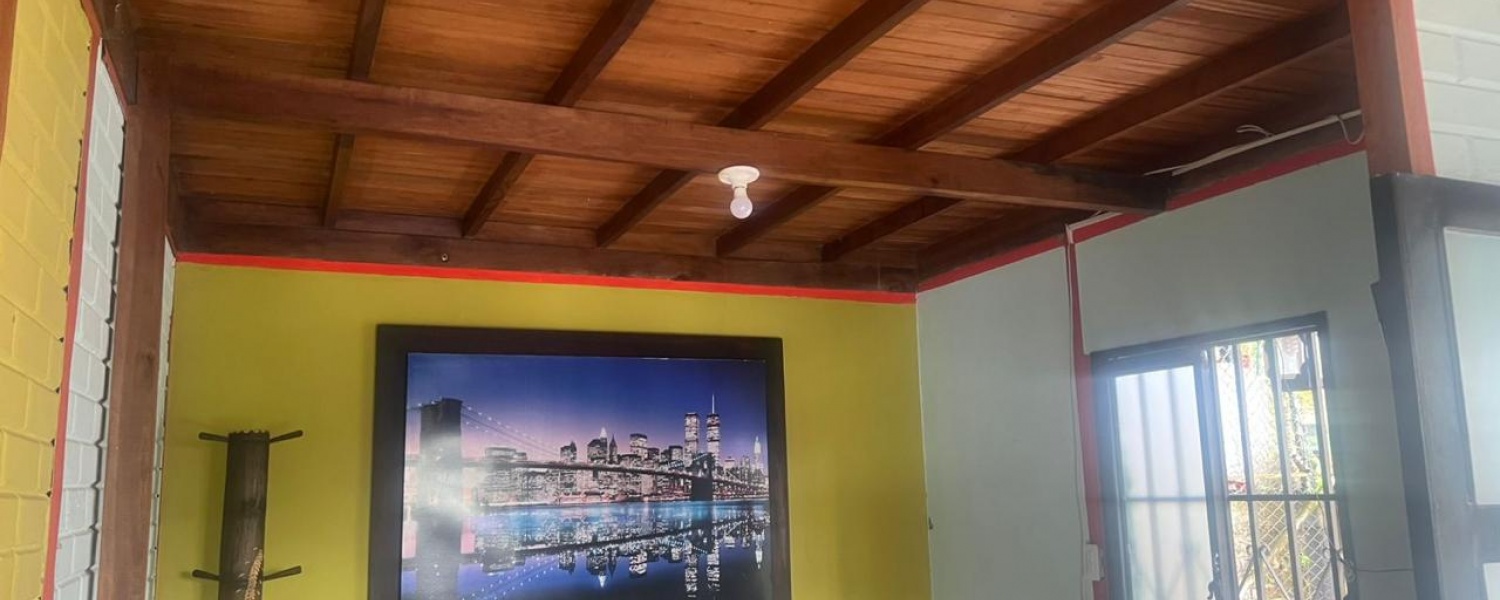 4 Bedrooms Bedrooms, ,2 BathroomsBathrooms,Casa,Venta,2982