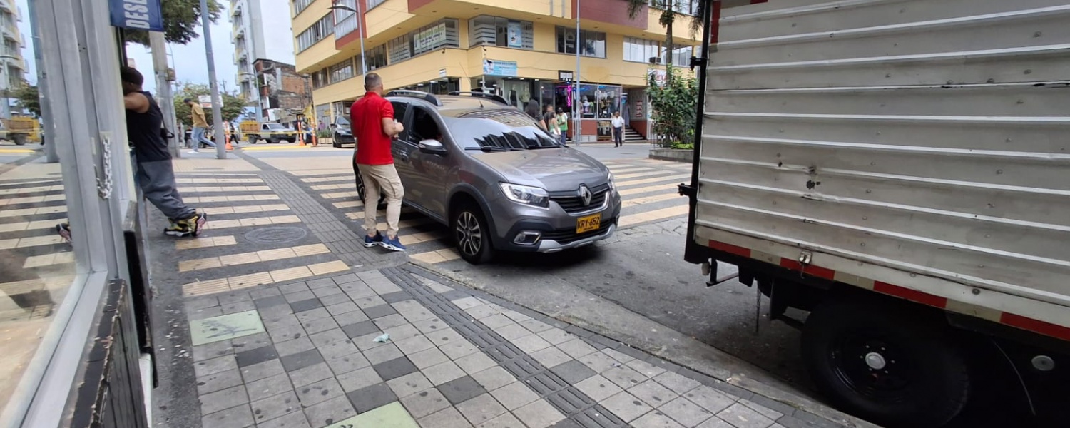 1 Dormitorio Bedrooms, ,4 BathroomsBathrooms,Local,Renta,2992