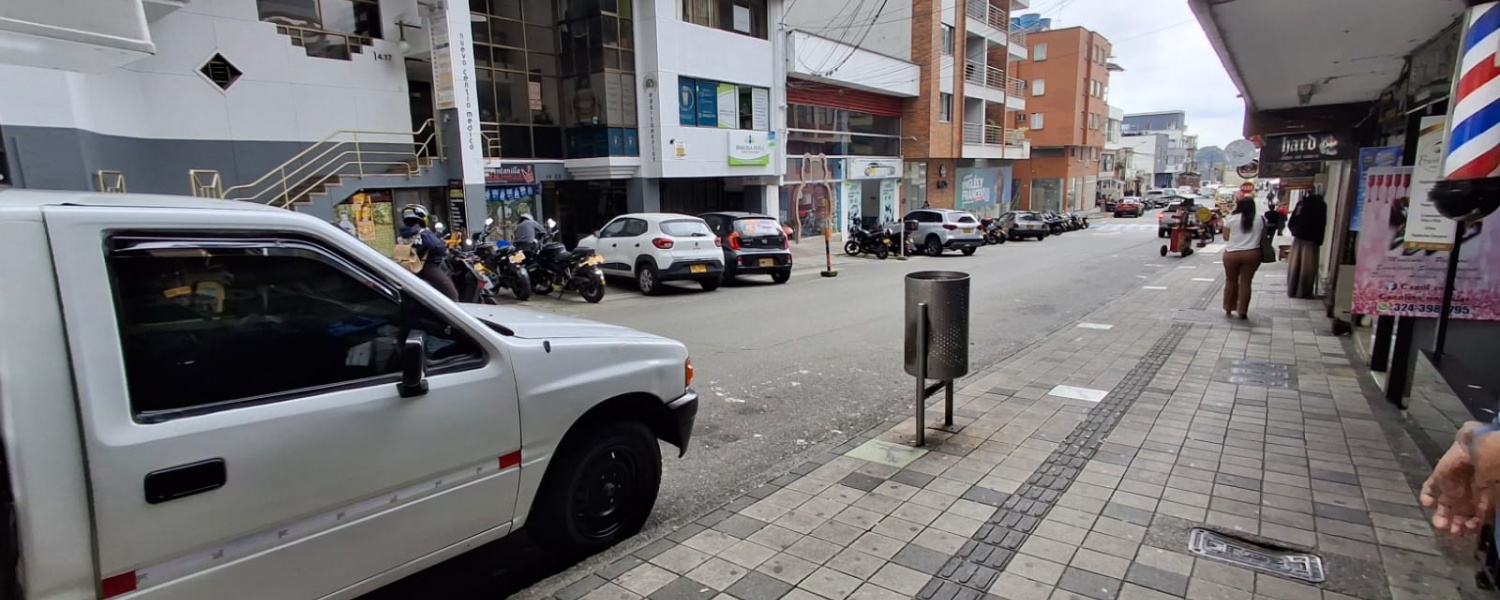 1 Dormitorio Bedrooms, ,4 BathroomsBathrooms,Local,Renta,2992