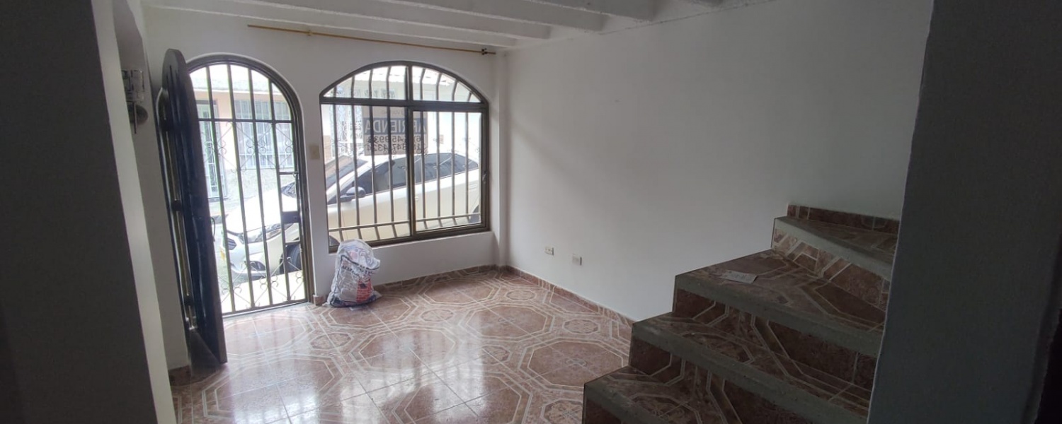 3 Bedrooms Bedrooms, ,2 BathroomsBathrooms,Casa,Venta,3005