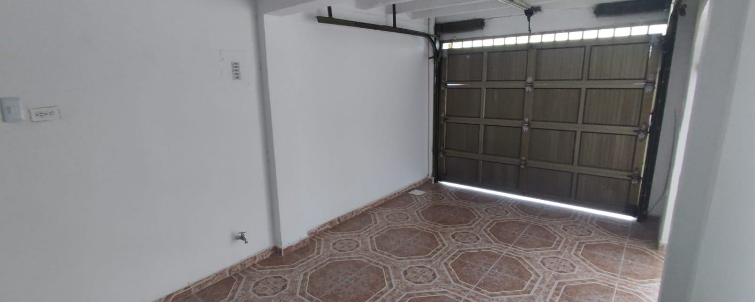 3 Bedrooms Bedrooms, ,2 BathroomsBathrooms,Casa,Venta,3005