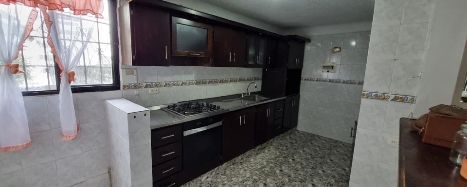 5 Bedrooms Bedrooms, ,3 BathroomsBathrooms,Casa,Renta,3011