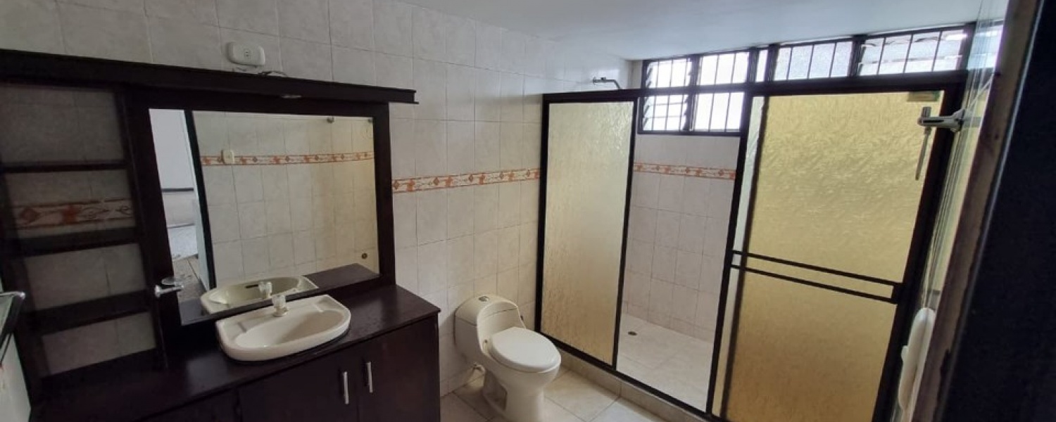 5 Bedrooms Bedrooms, ,3 BathroomsBathrooms,Casa,Renta,3011