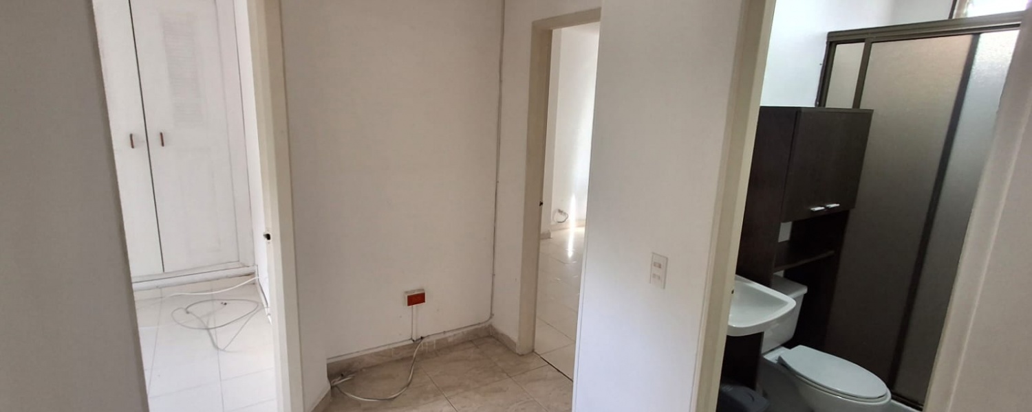 3 Bedrooms Bedrooms, ,2 BathroomsBathrooms,Apartamento,Renta,1740