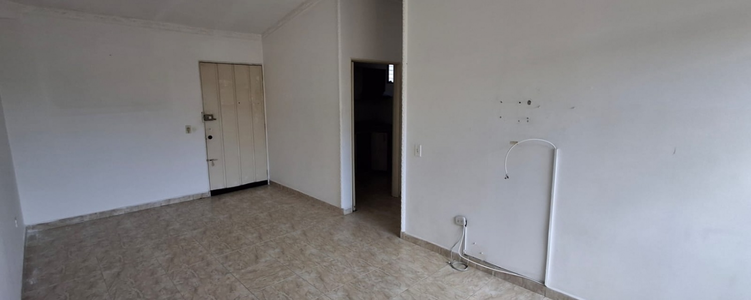 3 Bedrooms Bedrooms, ,2 BathroomsBathrooms,Apartamento,Renta,1740